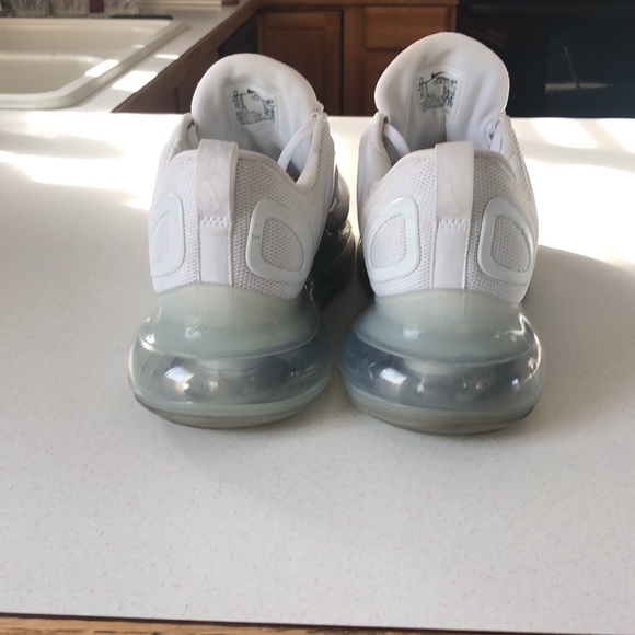 Nike Air Max 720 Pure Platinum - Picture 3 of 4